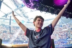 Kyle Giersdorf, Kyle Giersdorf fortnite, 16 year old american teen wins 3 million by playing video games, Playing video games