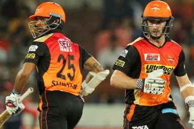 Hyderabad outclassed Delhi Daredevils