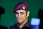 Indian national flag, Indian independence day, ms dhoni likely to unfurl tri color in leh on indian independence day, Kashmir valley