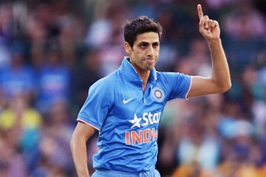 Nehra announced his retirement from all forms of cricket Nehra announced his retirement from all forms of cricket