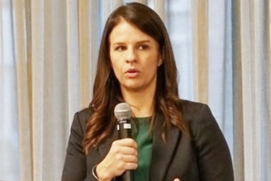 New Zealand Minister Slammed For Indian Email Remarks