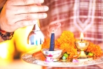 daily pooja mantras in sanskrit, nitya pooja vidhanam in english, easy way to perform daily puja at home, Vedas