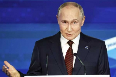 Putin Allows Broader Use Of Nuclear Weapons