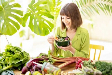 What can raw vegetables does to your gut?