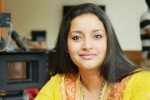 Renu Desai news, Renu Desai on Pawan fans, renu desai shock to pawan s fan, Renu desai