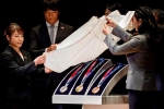 Tokyo 2020 Olympic Medals, Tokyo 2020 Medal Project, tokyo 2020 olympic medals have been made from 6 million recycled phones, 2020 olympics