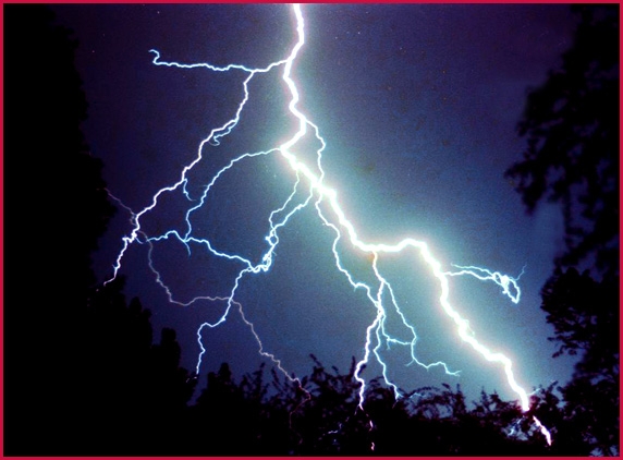 Violent lightning in Bihar kills many!