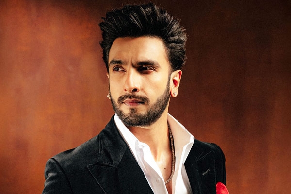 Ranveer Singh Walks Out of Don 3