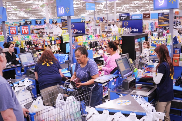 Walmart Canada plans to stop accepting Visa!