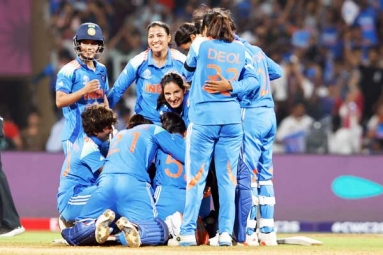 Team India Storms into Women's World Cup Final Team India Storms into Women's World Cup Final